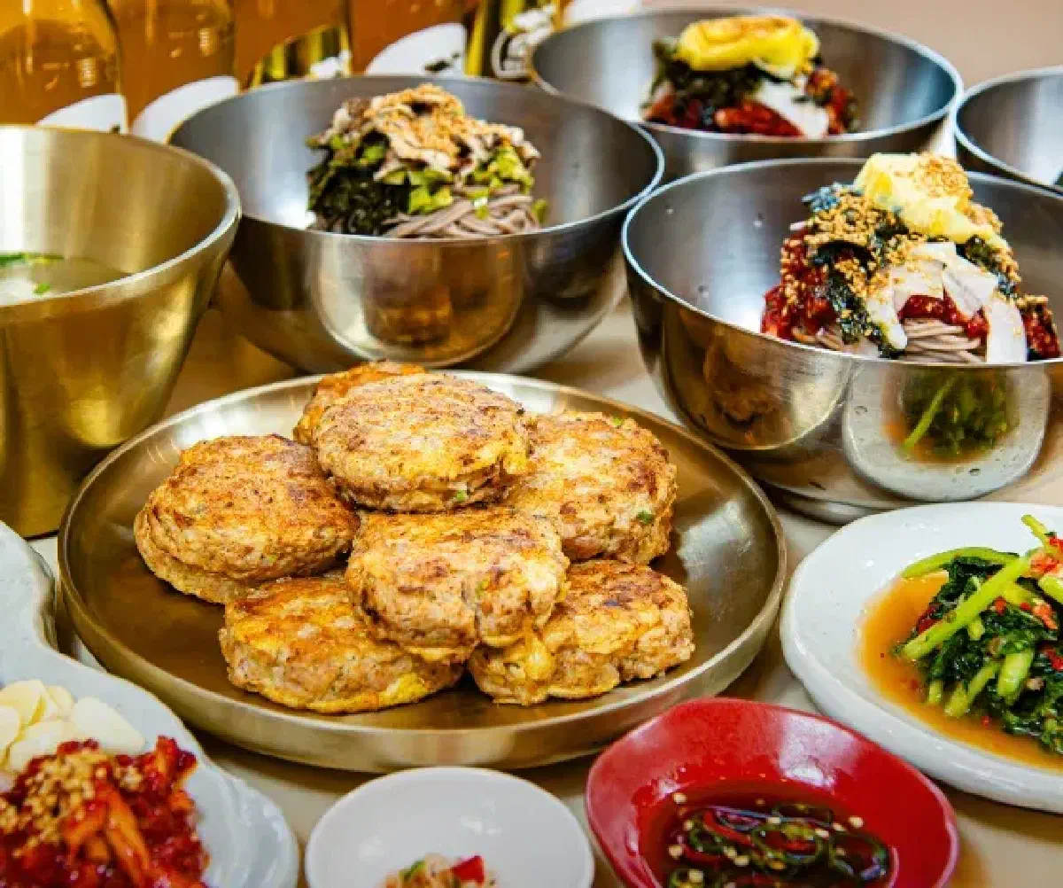 생방송 투데이 3631회 맛의 승부사 만천리상회 춘천의 시그니처 메뉴 들기름 막국수와 비빔막국수 10월 18일